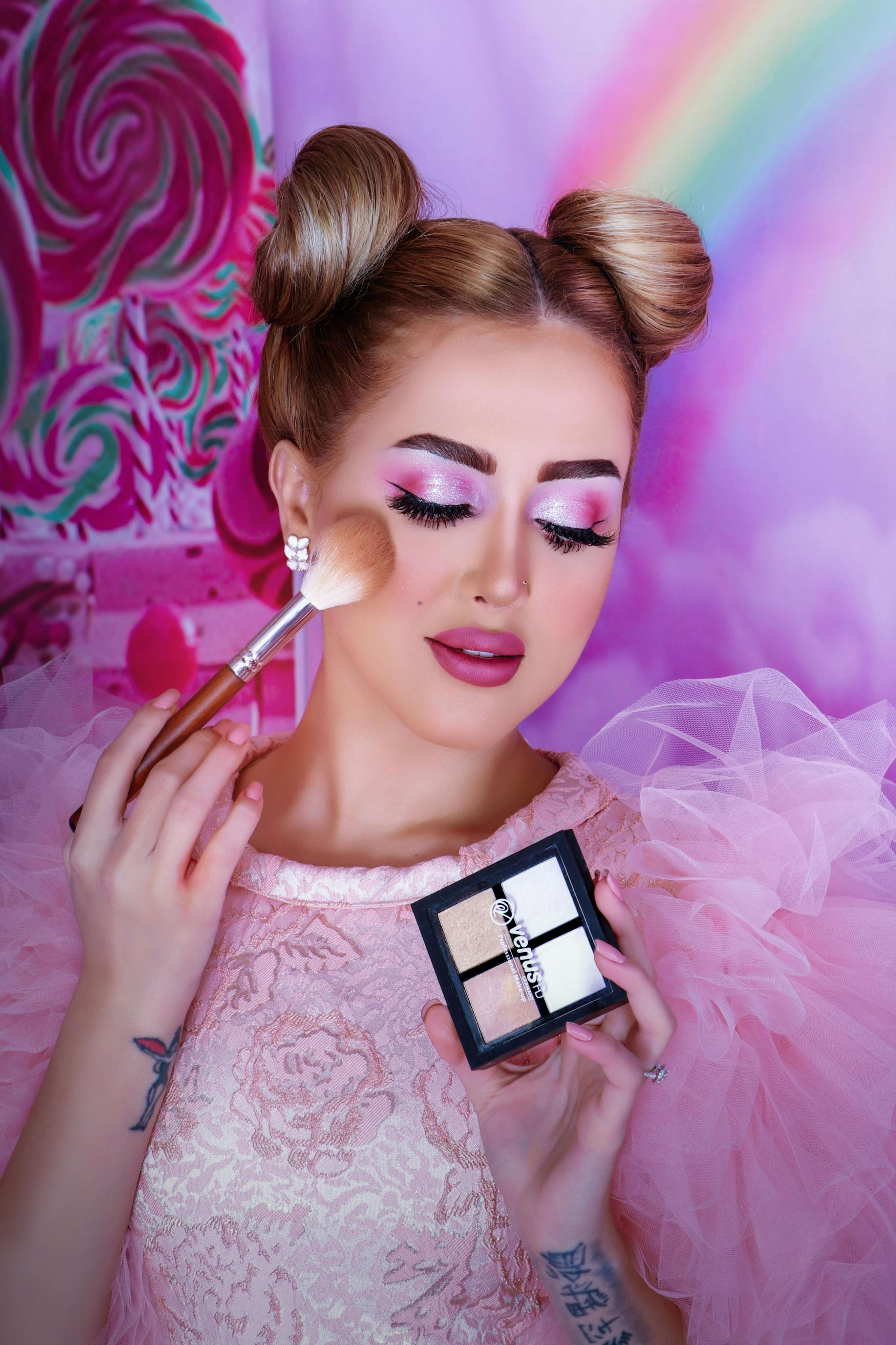 Professional makeup artist in Jaipur beauty salon